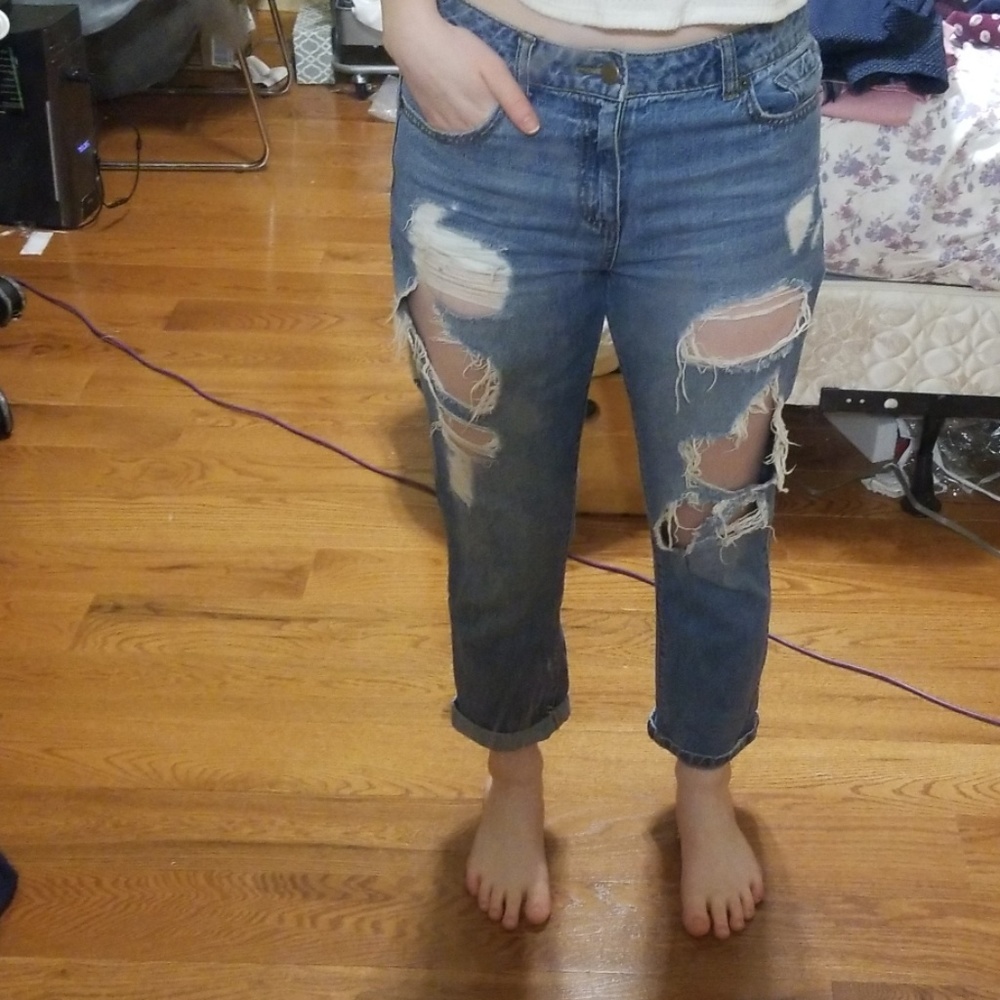 High rise distressed boyfriend jeans